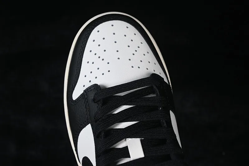 All Categories Nk SB Dunk Series Nk SB Dunk Low Low-top sneakers Nike SB Dunk Low Black and White Panda Low-top casual sneakers HQ7487-100